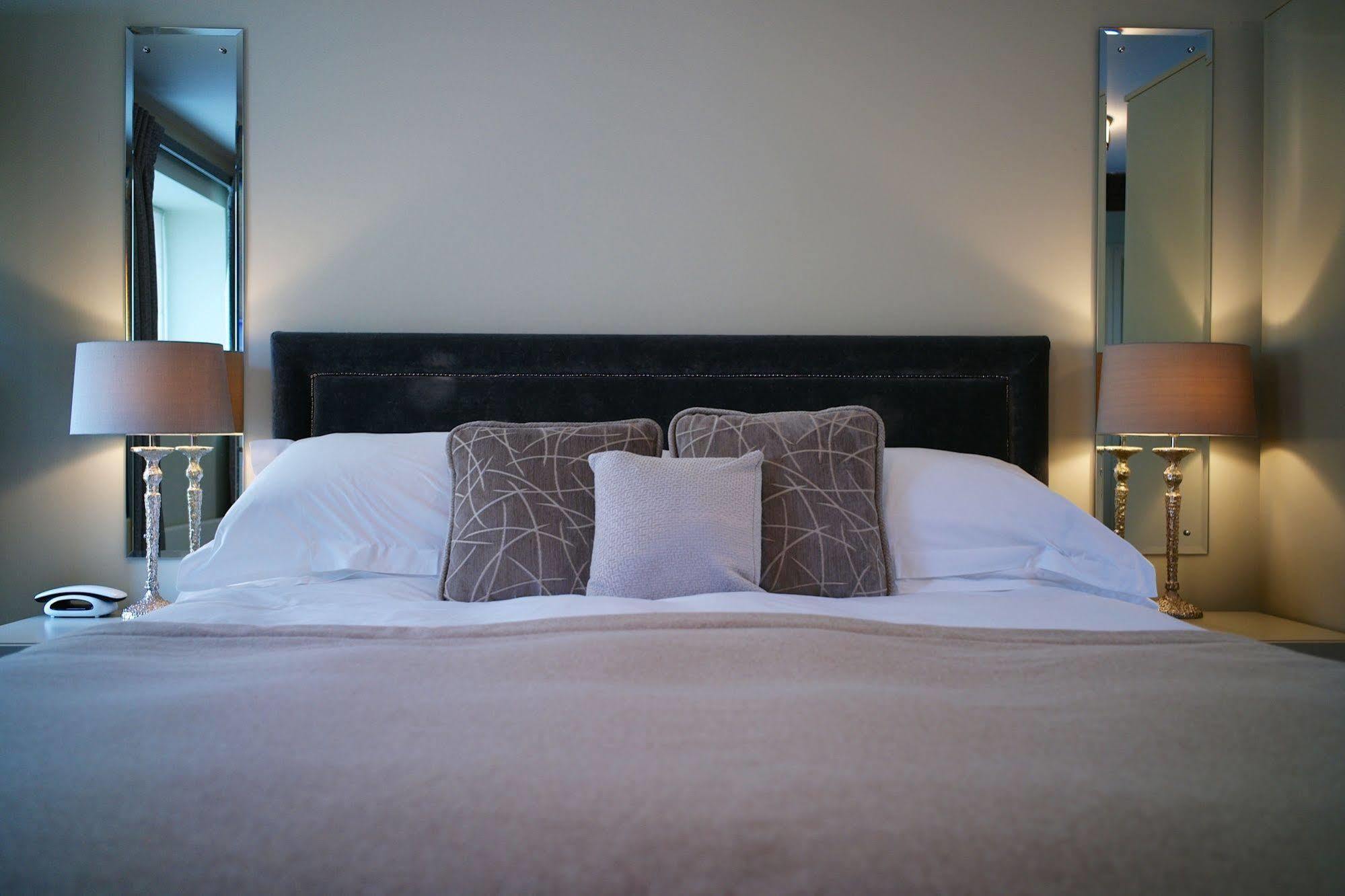 Widbrook Grange Guest House Bradford-On-Avon Екстериор снимка