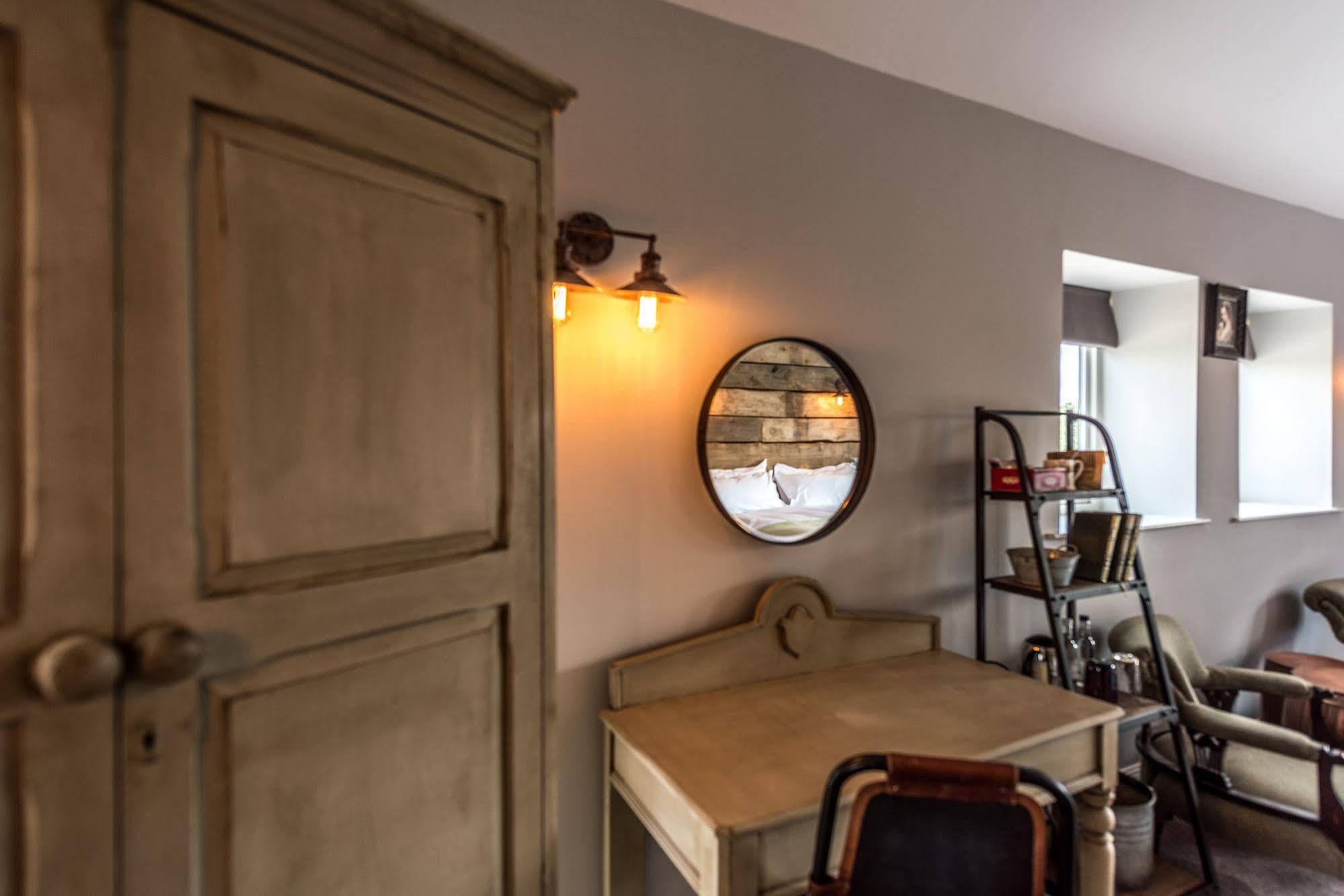 Widbrook Grange Guest House Bradford-On-Avon Екстериор снимка